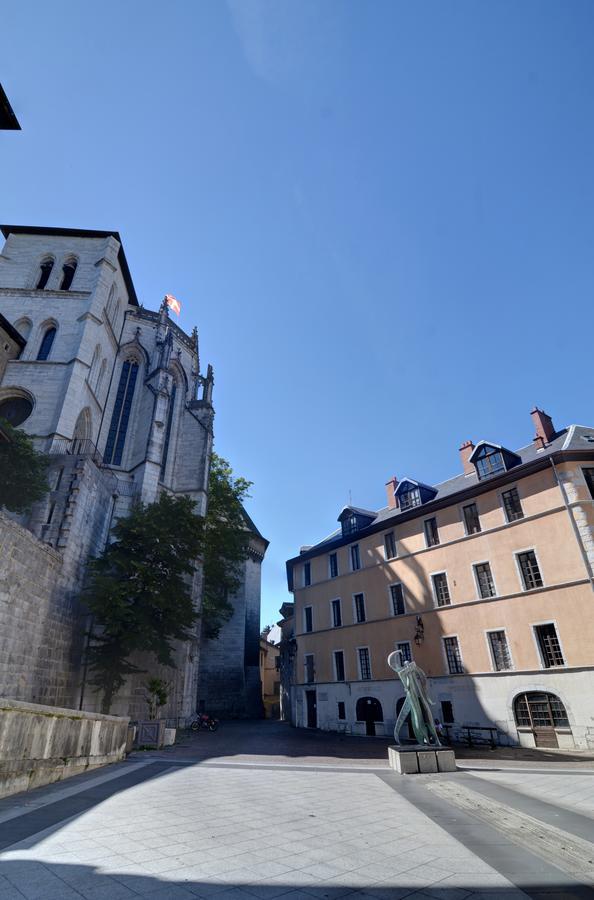 Les Petits Boudoirs De Savoie Leilighet Chambéry Eksteriør bilde